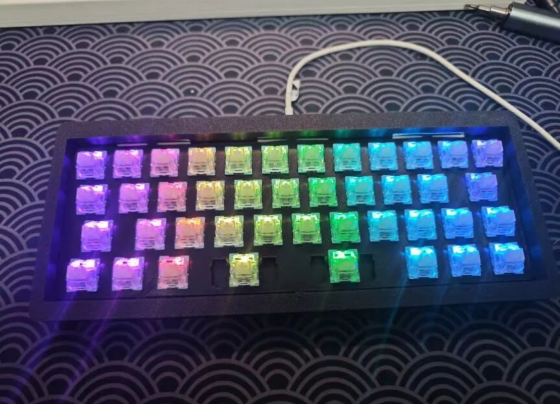 40% Plank Mini Keyboard Kit Wi - đánh giá và giá Gaming Keyboard Extension