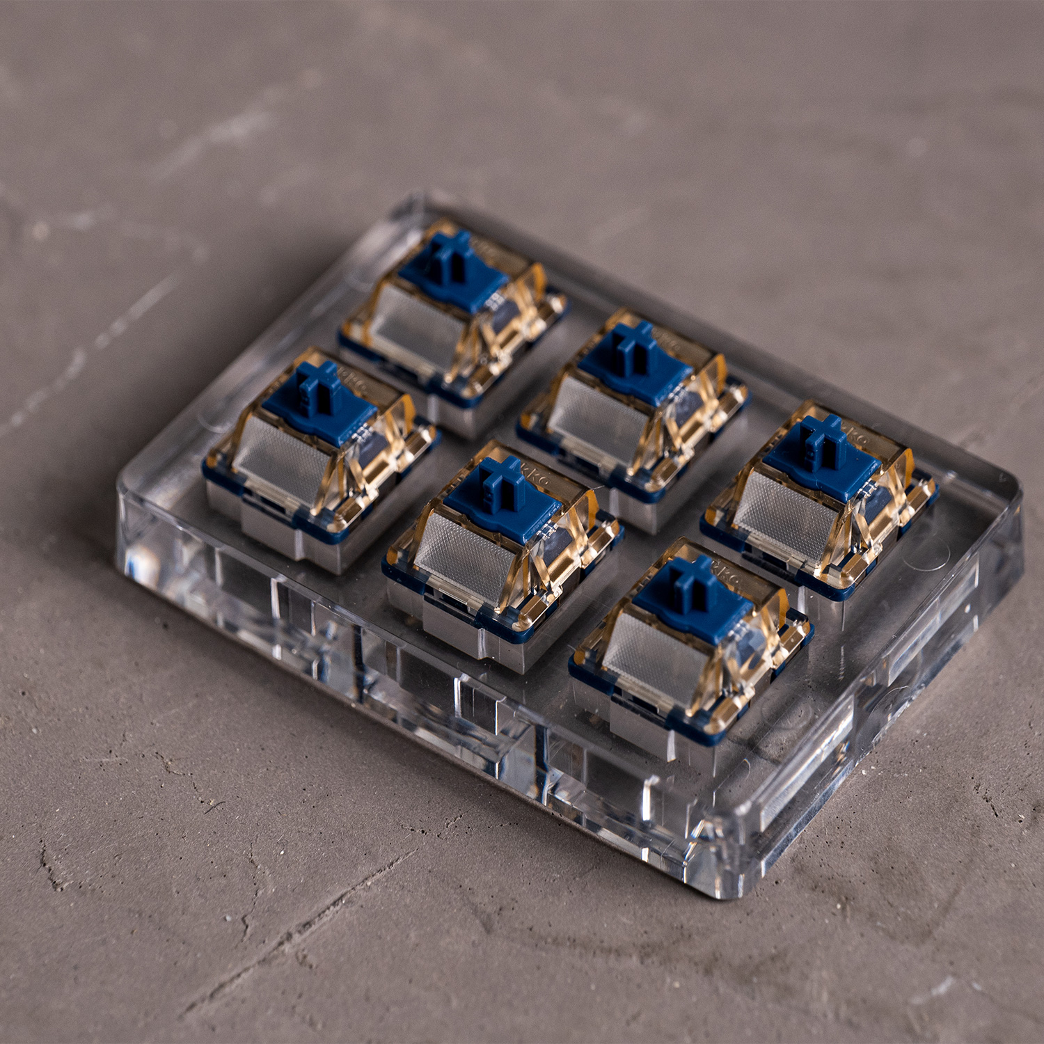 Akko Astrolink Magnetic Switch - đánh giá và giá Gaming Keyboard Hall Effect