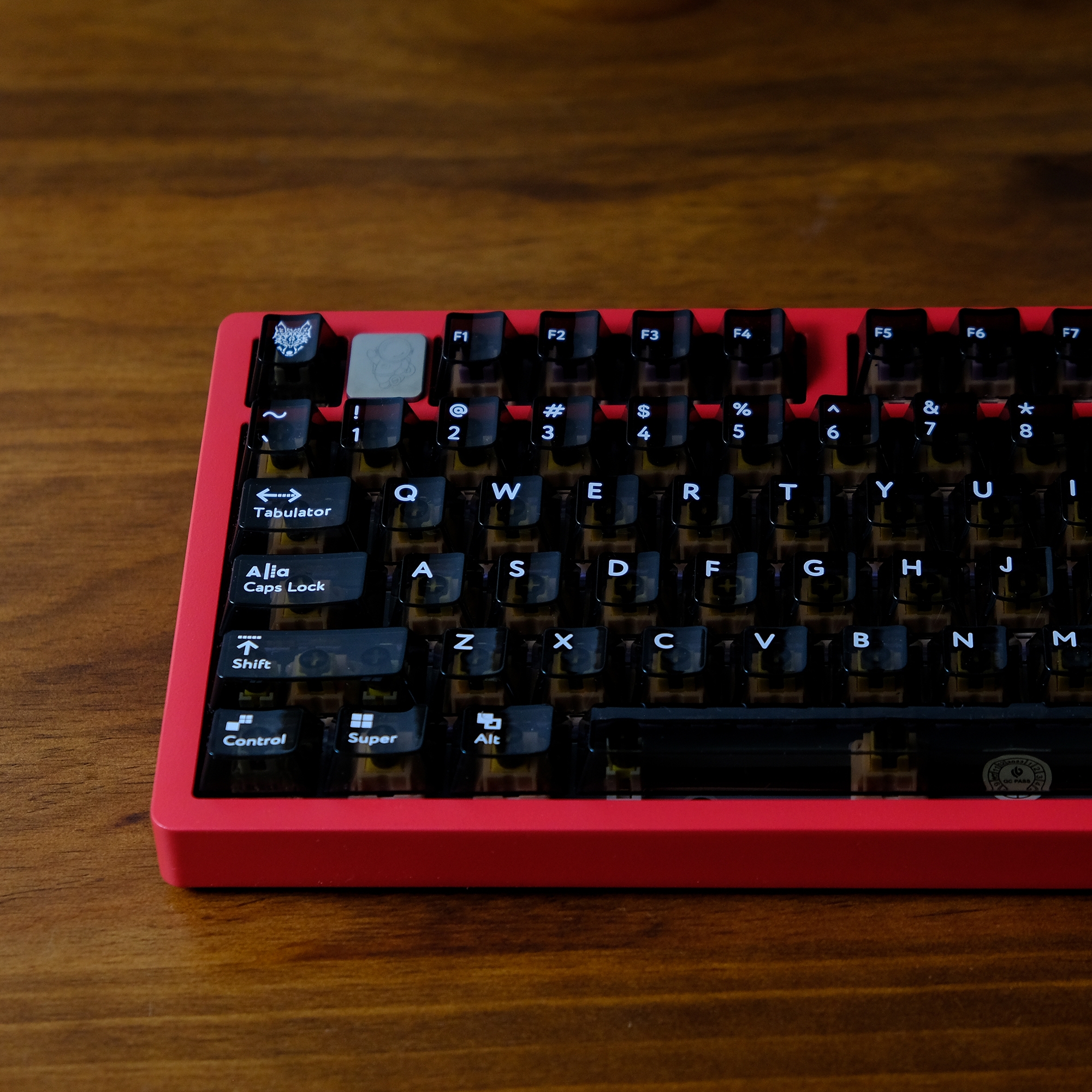 114 Keys Black Crystal Transpa - đánh giá và giá Keyboard Gaming Black